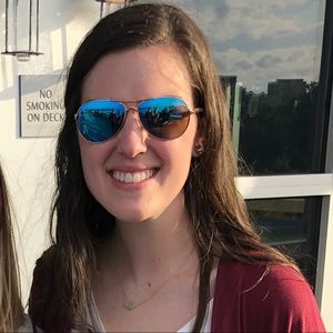 Meet your Posher, Kaitlin